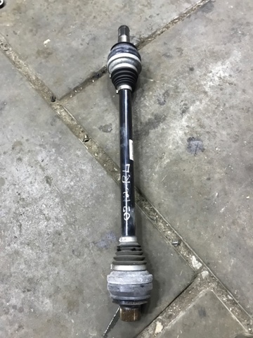 Полуось задняя, левая 95B501203H PORSCHE