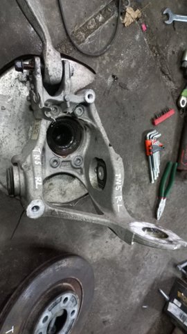Цапфа поворотного кулака 95B505431Y PORSCHE