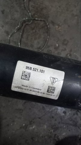 Вал карданный задний 95B521101R PORSCHE