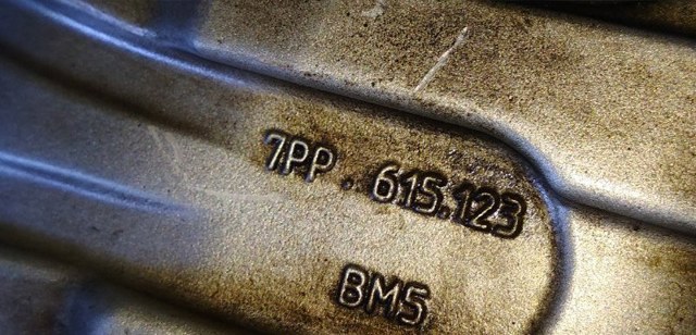 PORSCHE 95B615124A Суппорт тормозной передний правый в наличии Каменское