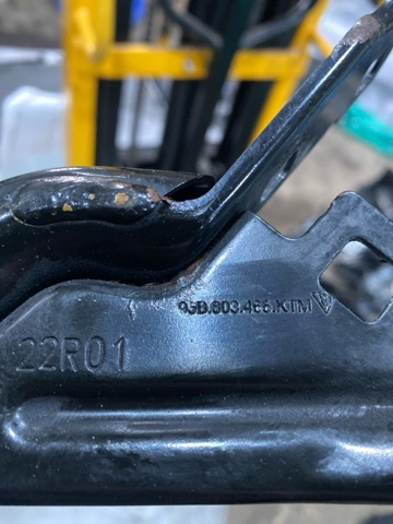 95B803228 PORSCHE купить в Хмельницкий