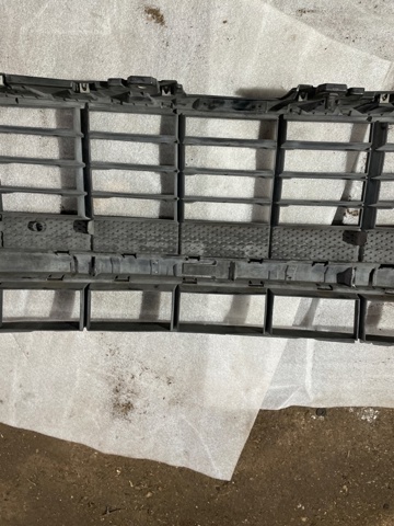 PORSCHE 95B807683R1E0 в наличии Одесса