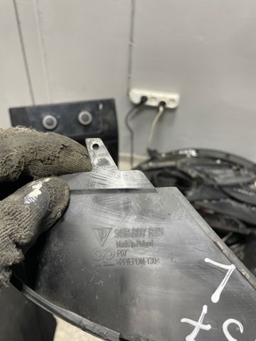 PORSCHE 95B8078191E0 в наличии Ужгород