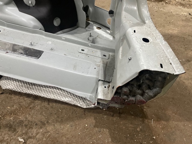 PORSCHE 95B809030YGRV Крыло заднее правое в наличии Каменское