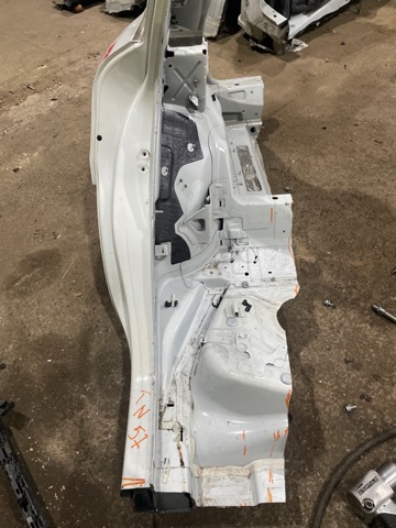 95B809030YGRV PORSCHE Крыло заднее правое купить в Киев