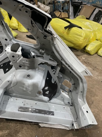 95B809030YGRV PORSCHE Крыло заднее правое купить в Киев