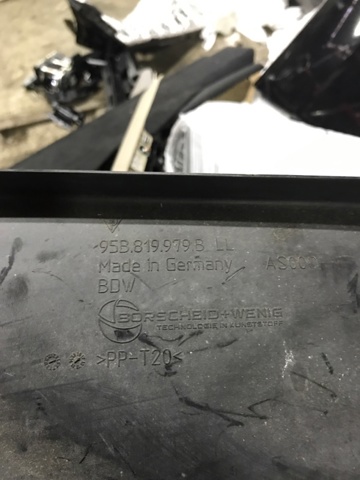 95B819979 PORSCHE купить в Украина