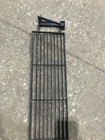 95B820746A PORSCHE Защитная решетка радиатора кондиционера купить в Харьков