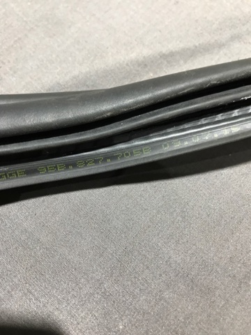 95B827705C PORSCHE Уплотнитель багажника (двери 3/5-й задней) купить в Черкассы
