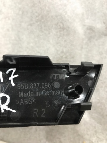 PORSCHE 95B837096C1E0 в наличии Харьков