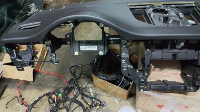 95B857003RDK4 PORSCHE Панель салона передняя "торпедо" купить в Каменское