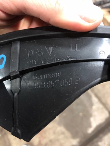 PORSCHE 95B857059B5Q0 в наличии Запорожье