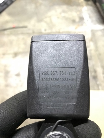 PORSCHE 95B857754YLZ в наличии Тернополь