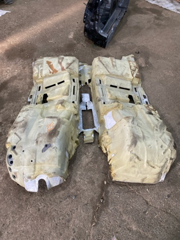 95B863021HOS5 PORSCHE Покрытие напольное салона, переднее купить в Ирпень