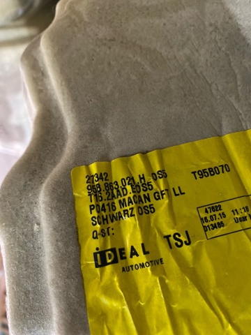 95B863021HOS5 PORSCHE Покрытие напольное салона, переднее купить в Львов