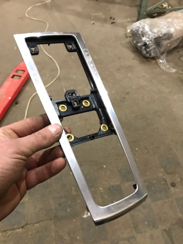 95B863419 PORSCHE Накладка консоли рычага переключения передач АКПП купить в Одесса
