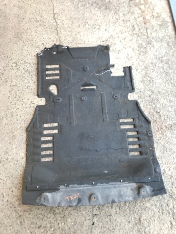 95B863821A PORSCHE Защита двигателя, поддона (моторного отсека) купить в Ужгород