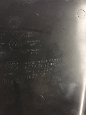 PORSCHE 95B867768E1E0 в наличии Ужгород