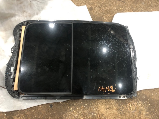 PORSCHE 95B877941 Рама люка в наличии Ирпень