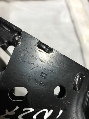 PORSCHE 95B886185 в наличии Киев