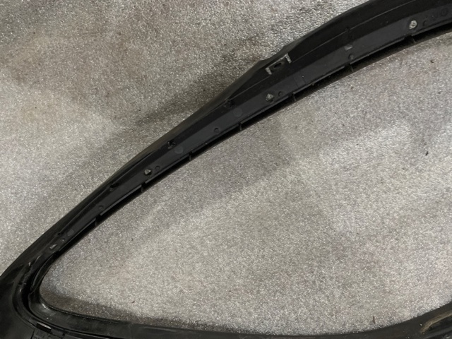 95B941323C PORSCHE Уплотнитель фары правой купить в Черкассы