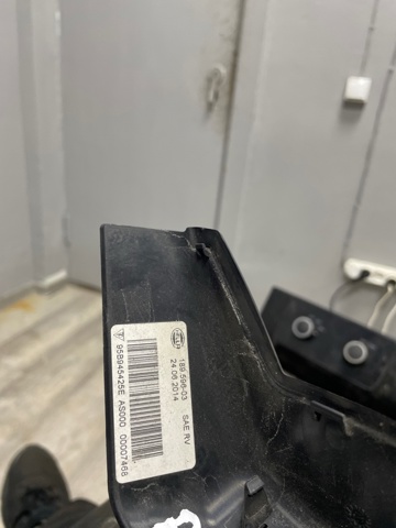 PORSCHE 95B945425D в наличии Николаев