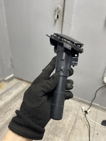 Накладка форсунки омывателя передней фары 95B955100A PORSCHE