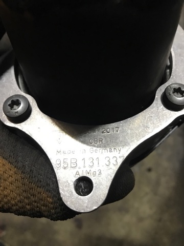 PORSCHE 95B959253 Насос воздушный в наличии Черкассы