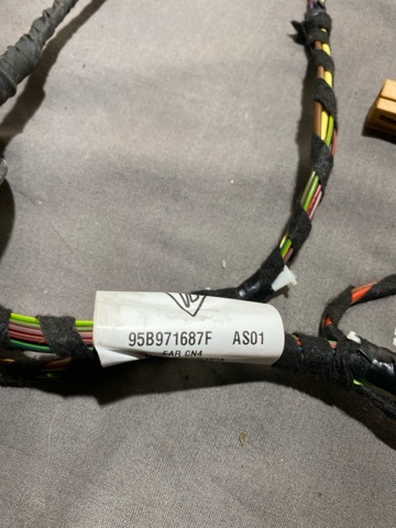 95B971687F PORSCHE Жгут проводов задней двери купить в Ровно