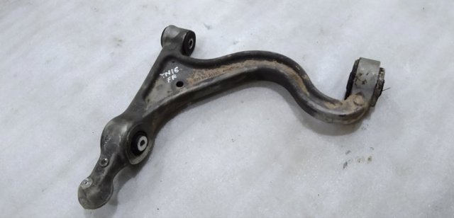 Нижний правый рычаг передней подвески 97034105404 PORSCHE