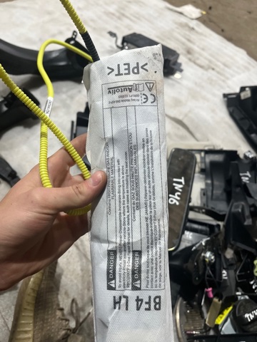 98201AL03B Подушка безопасности (AIRBAG) спинки сиденья левого купить Каменское