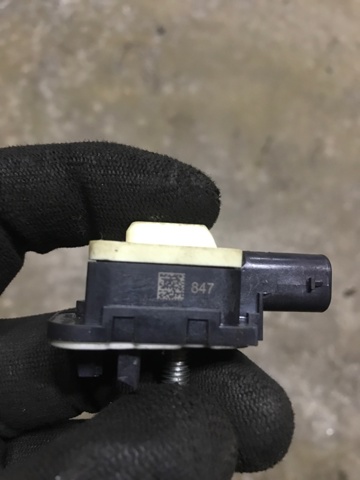 Датчик Эйрбэг передний 98237AL01A SUBARU