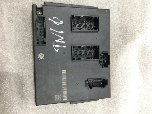 Блок управления бортовой сети 9A790706402 PORSCHE