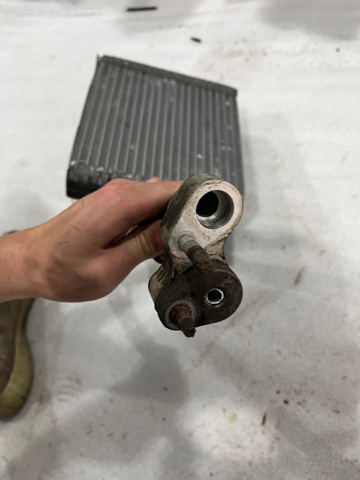 AE9Z18476B Радиатор печки (отопителя) задний купить Ровно