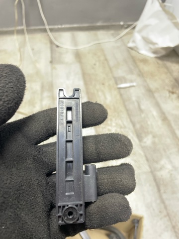 Антенна AH4215K603AA LAND ROVER