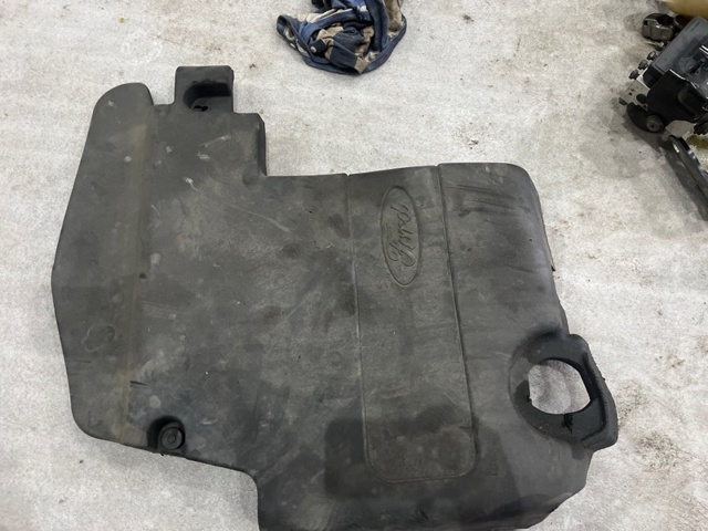 Крышка мотора декоративная BB5Z6N041A FORD