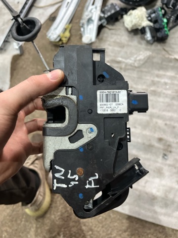 BB5Z7821813C FORD Замок водительской двери купить в Черновцы