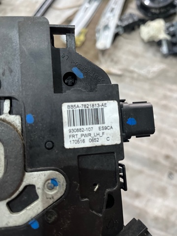 FORD BB5Z7821813C Замок двери передней левой в наличии Винница