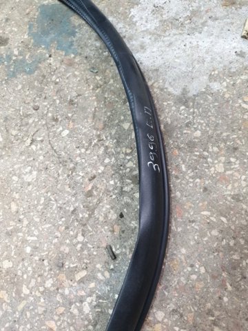 MAZDA BCJH68911A Уплотнитель двери передней (на кузове) в наличии Харьков