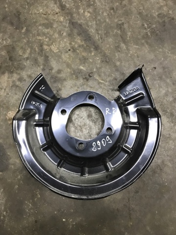 Пыльник тормозного диска переднего BCKA33261 MAZDA