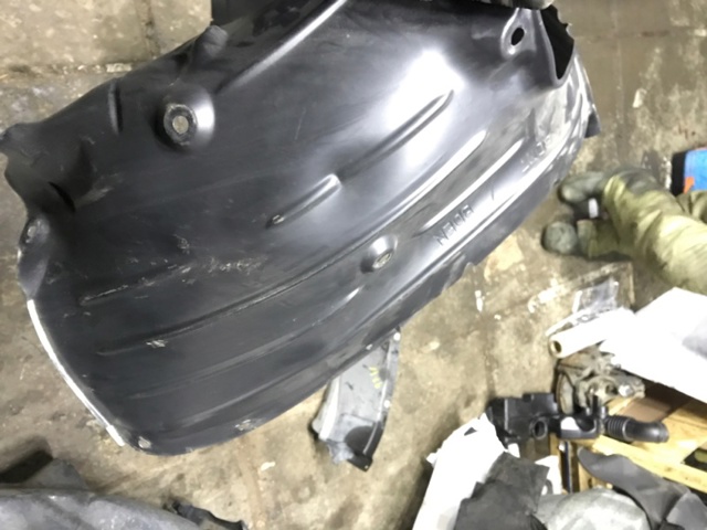 Подкрылок переднего крыла, правый BDMT56130E MAZDA