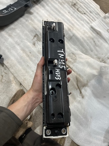 DB5Z78045J76B Подушка безопасности защиты коленей купить Ирпень