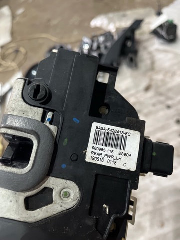 FORD DG1Z5426413A Замок двери задней левой в наличии Чернигов