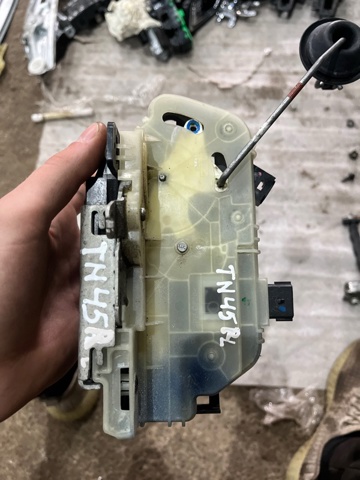Замок двери Ford Explorer