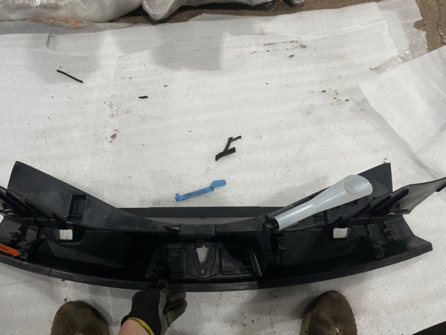 EB5Z7842624DC FORD Облицовка задней панели багажника купить в Каменское