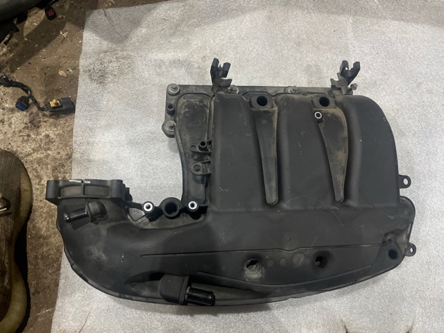 Впускной коллектор FT4Z9424B FORD