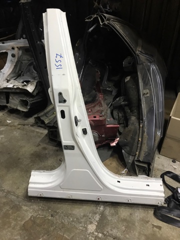 Проем передней правой двери G60225NAMA NISSAN