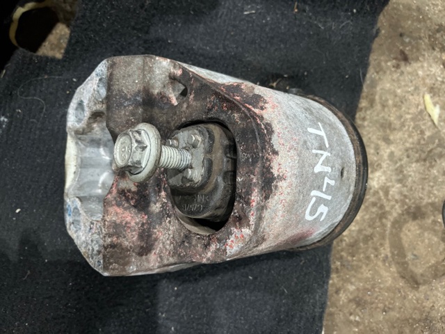 Подушка мотора правая GB5Z6038A FORD