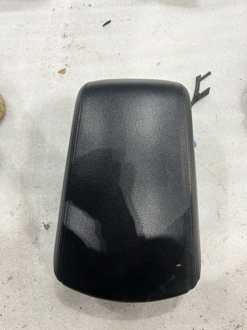 Крышка подлокотника GB5Z7806024AA FORD