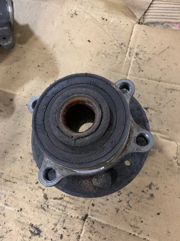 HB5Z1104C Передняя ступица купить Житомир